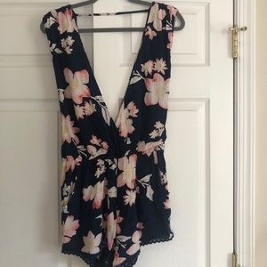Billabong floral romper